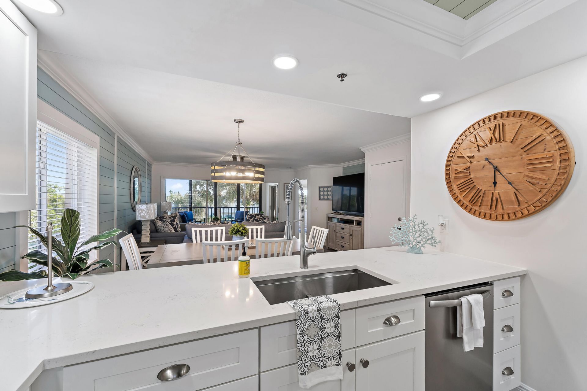 275 Palm Avenue, Unit A301, Jupiter, FL 33477 Photo