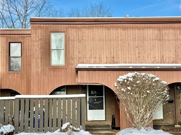 279 Cedar Court, Baldwinsville, NY 13027