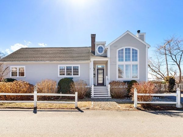 4 Winter Island Rd, Salem, MA 01970