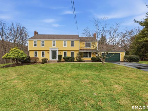 24 Olmsted Manor, Somers, CT 06071