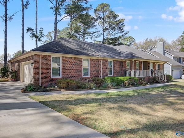 15010 Carlisle Drive SE, Huntsville, AL 35803