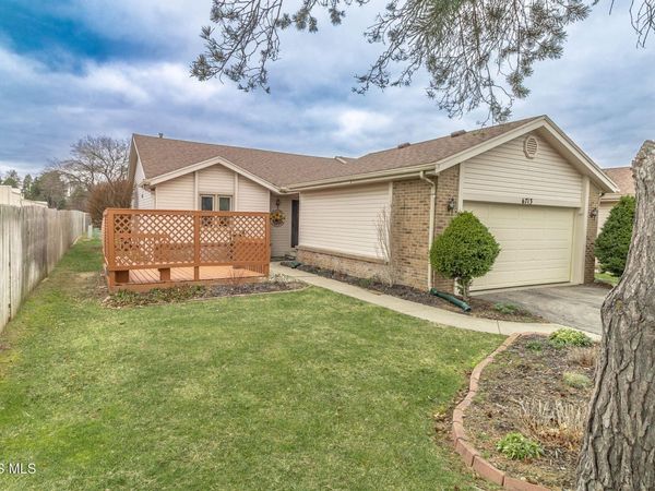 6713 Worth Avenue, Sylvania, OH 43560