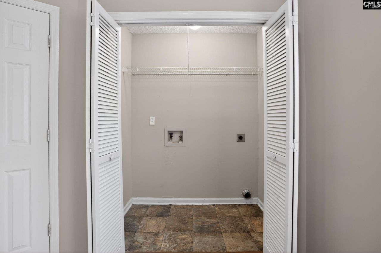 408 Thornfield Road Photo 29