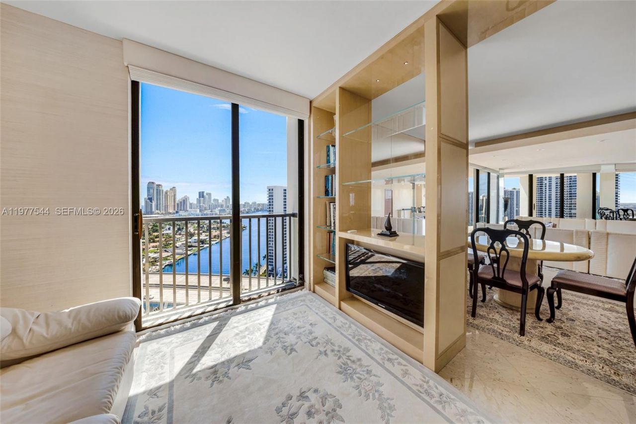 19355 Turnberry Way , Unit 23GR, Aventura, FL 33180 Photo