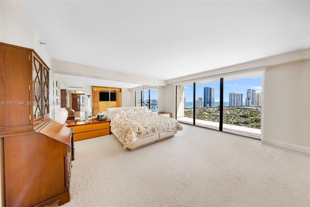 19355 Turnberry Way , Unit 23GR, Aventura, FL 33180 Photo