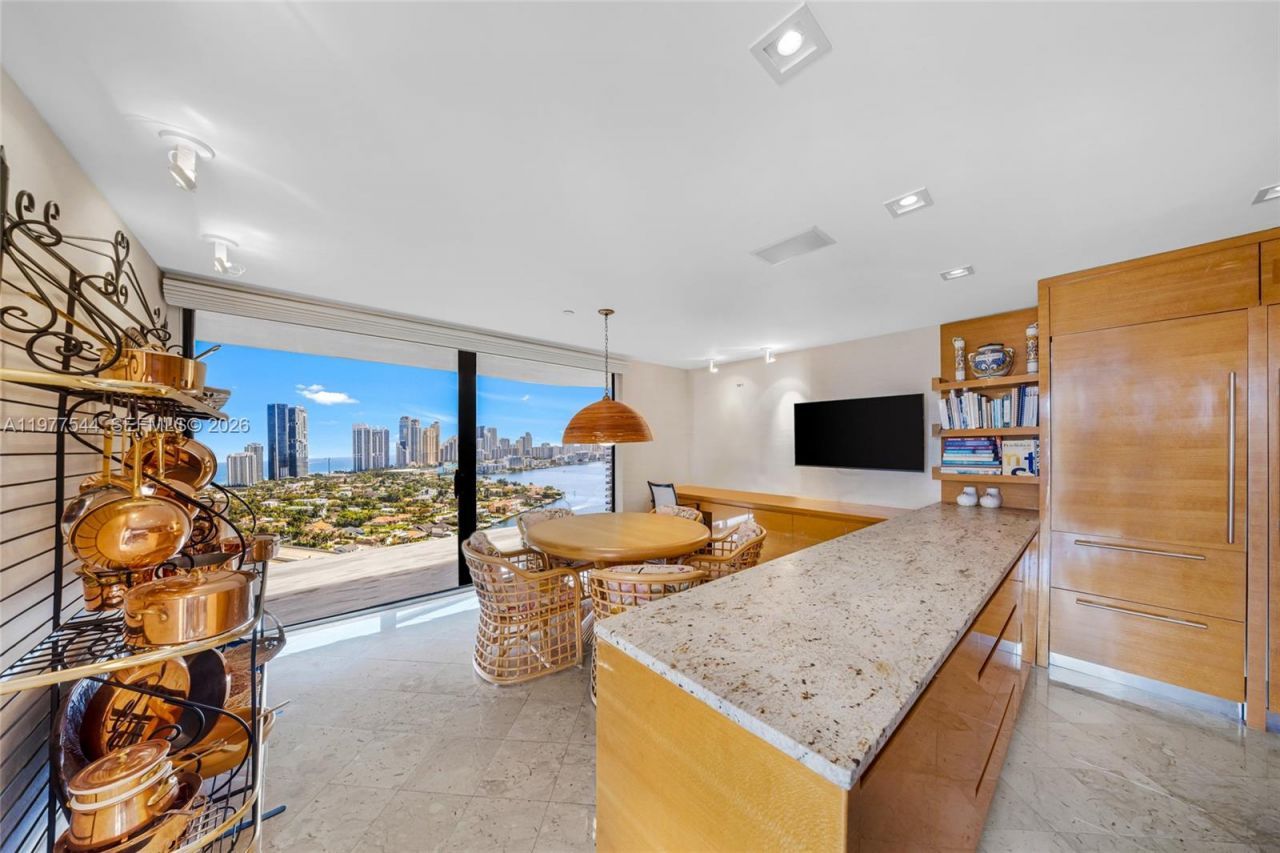 19355 Turnberry Way , Unit 23GR, Aventura, FL 33180 Photo