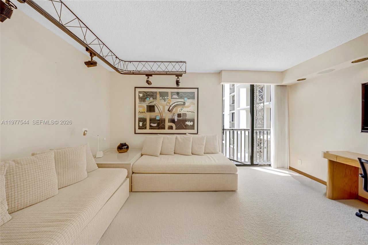 19355 Turnberry Way , Unit 23GR, Aventura, FL 33180 Photo