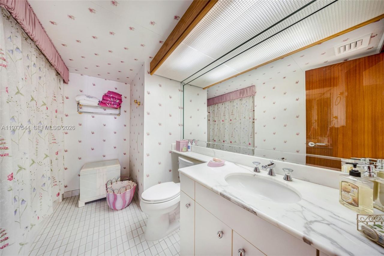 19355 Turnberry Way , Unit 23GR, Aventura, FL 33180 Photo