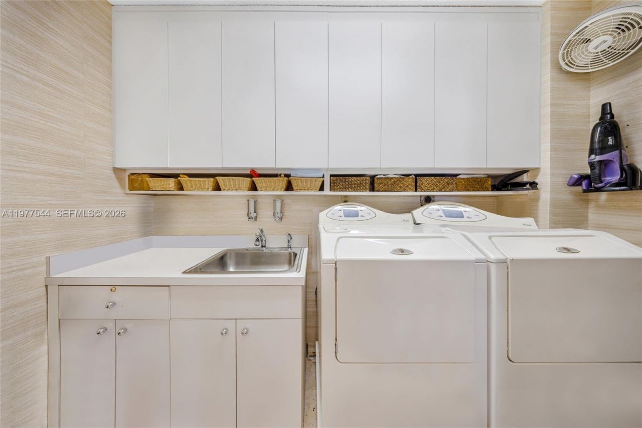 19355 Turnberry Way , Unit 23GR, Aventura, FL 33180 Photo