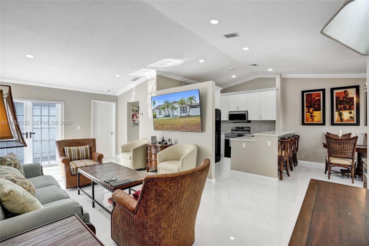 6405 SW 152nd Cir Pl , Unit 10-05, Miami, FL 33193 Photo