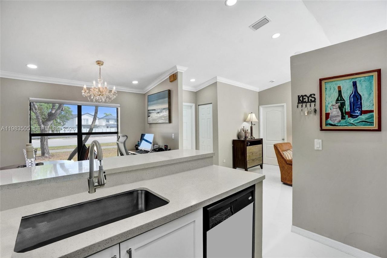 6405 SW 152nd Cir Pl , Unit 10-05, Miami, FL 33193 Photo