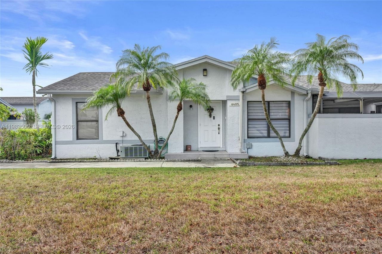 6405 SW 152nd Cir Pl , Unit 10-05, Miami, FL 33193 Photo