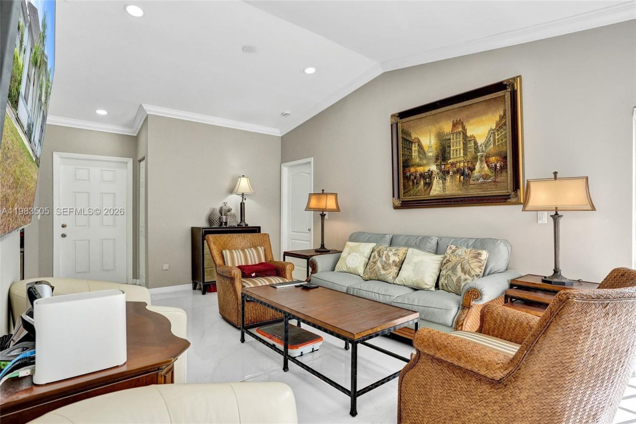 6405 SW 152nd Cir Pl , Unit 10-05, Miami, FL 33193 Photo