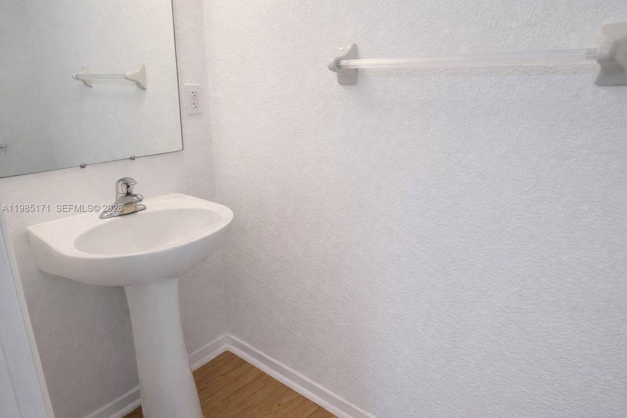 17347 NW 7th Ave , Unit 904, Miami Gardens, FL 33169 Photo