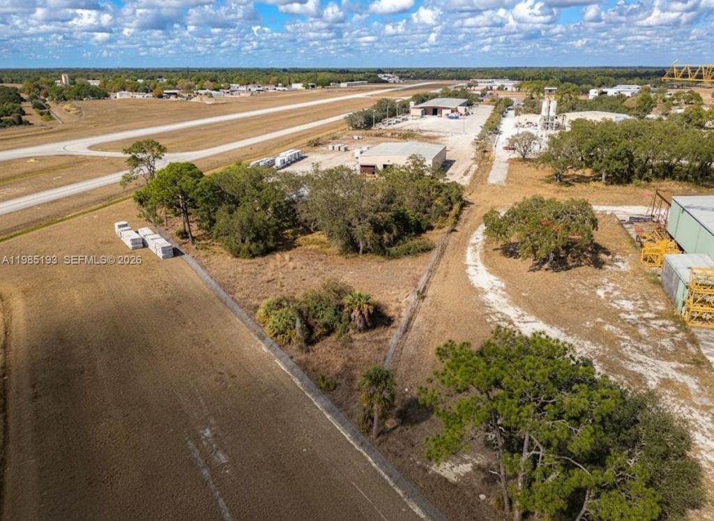 1525 Forestry Division Rd, La Belle, FL 33935 Photo