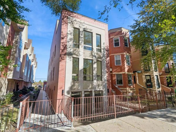 2323 N Lister Avenue , Unit 2, Chicago, IL 60614