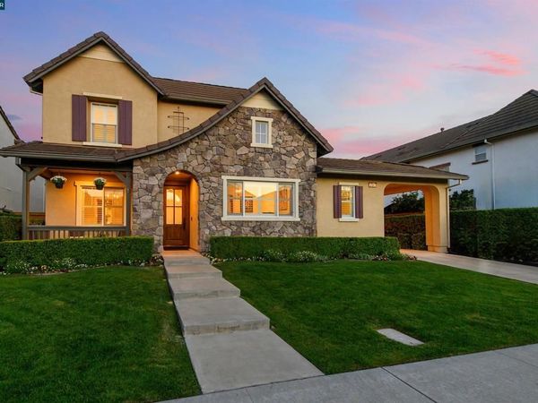 2261 Genoa St, Danville, CA 94506