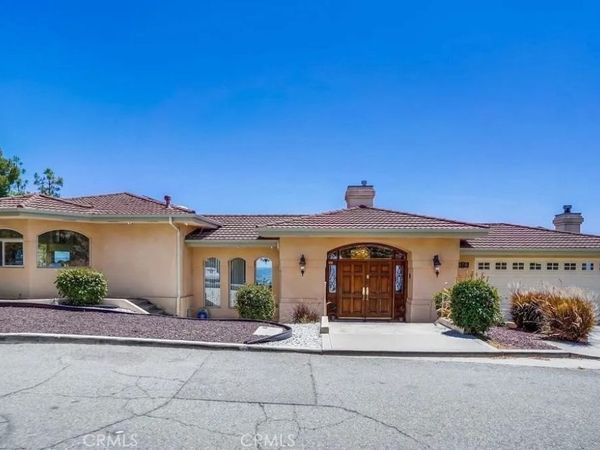 876 Harrington, Glendale, CA 91207