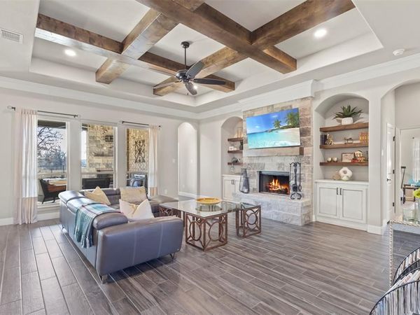 703 Winkler Way, Springtown, TX 76082