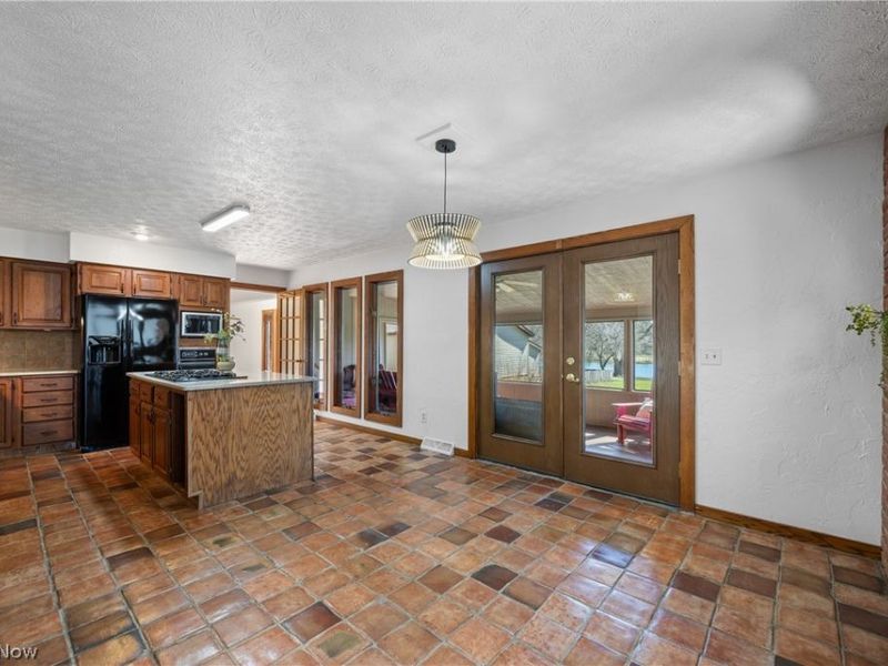 490 Johnson Road, Kent, OH 44240 Photo 9