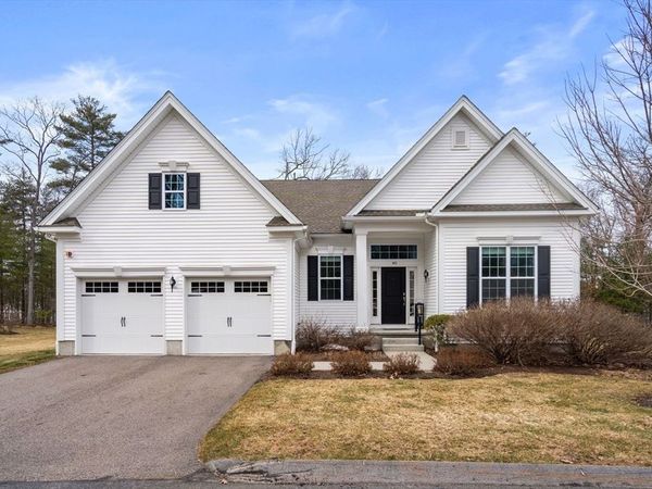 40 Ridgewood Dr, Unit 40, Stow, MA 01775