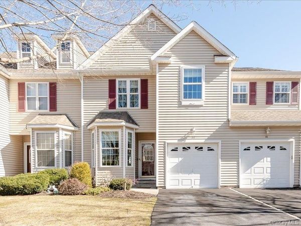 29 Snowdance Lane, Nesconset, NY 11767