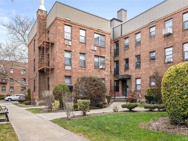 215-12 47th , Unit 2D-12, Bayside, NY 11361