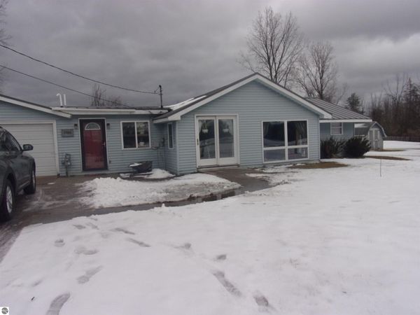 1984 M-55 W, Tawas City, MI 48763