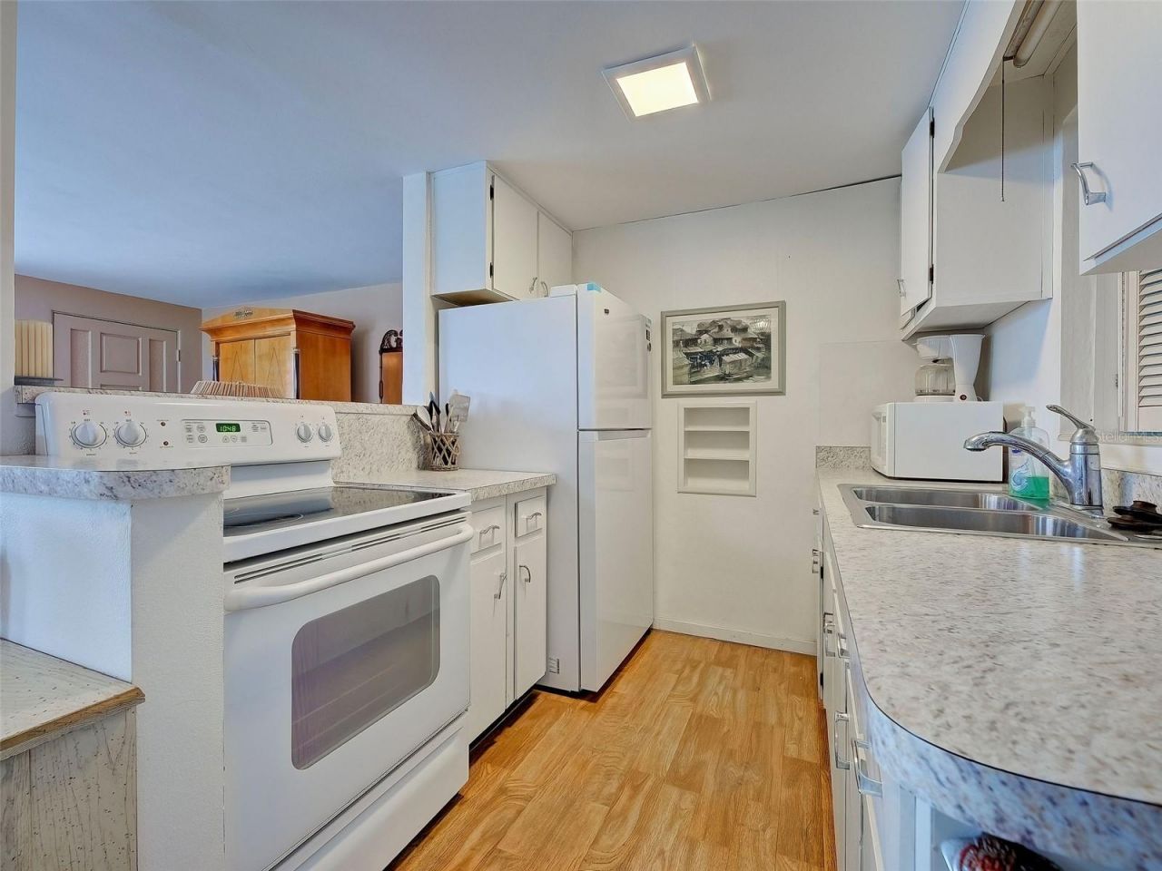 35 Hillcrest Drive, Englewood, FL 34223 Photo