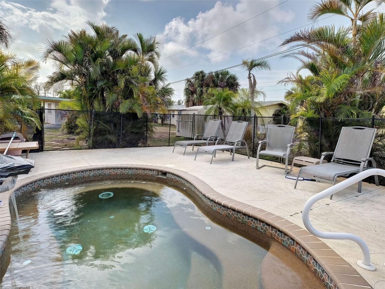 35 Hillcrest Drive, Englewood, FL 34223 Photo