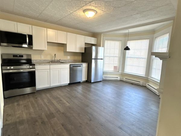 565 White Mountain Highway, Milton, NH 03851