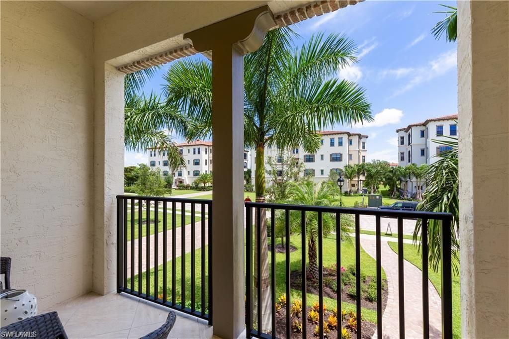16382 Viansa Way, Unit 3-102, Naples, FL 34110 Photo