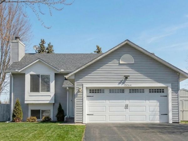 15064 92nd Place N, Maple Grove, MN 55369