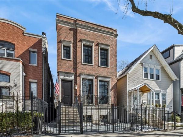 2723 N MAGNOLIA Avenue, Chicago, IL 60614