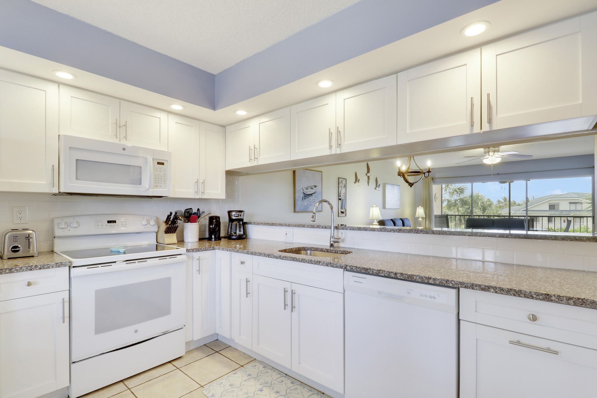 275 Palm Avenue, Unit A302, Jupiter, FL 33477 Photo