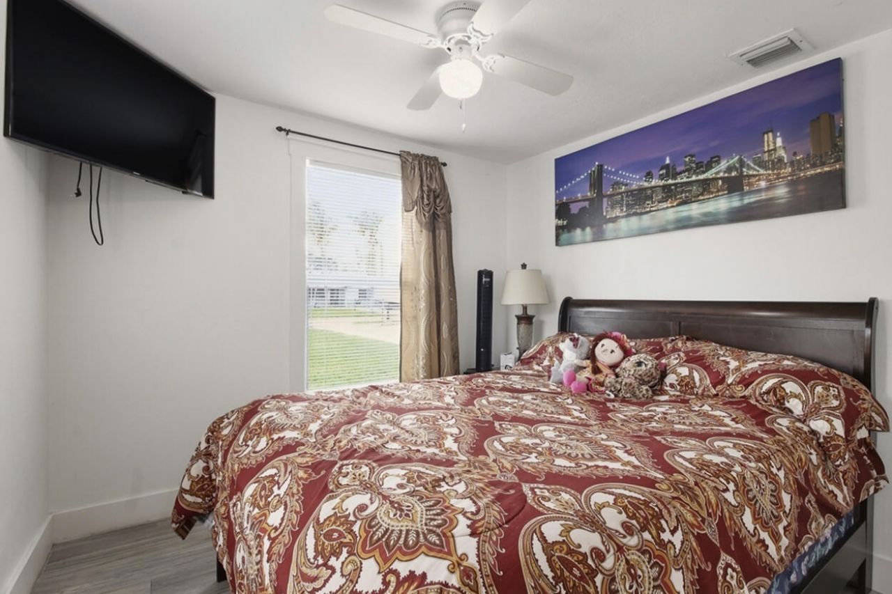 5231 Norma Elaine Road, West Palm Beach, FL 33417 Photo