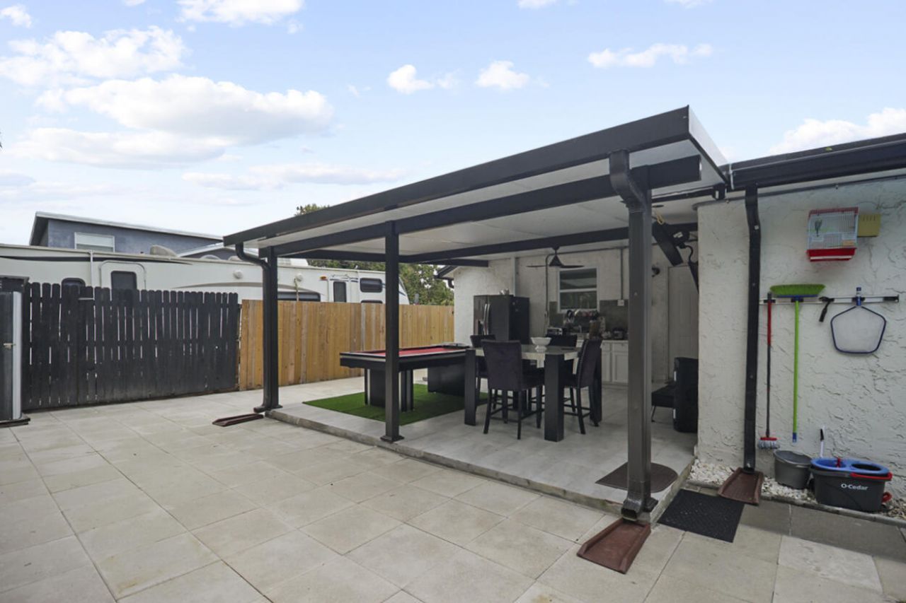 5231 Norma Elaine Road, West Palm Beach, FL 33417 Photo