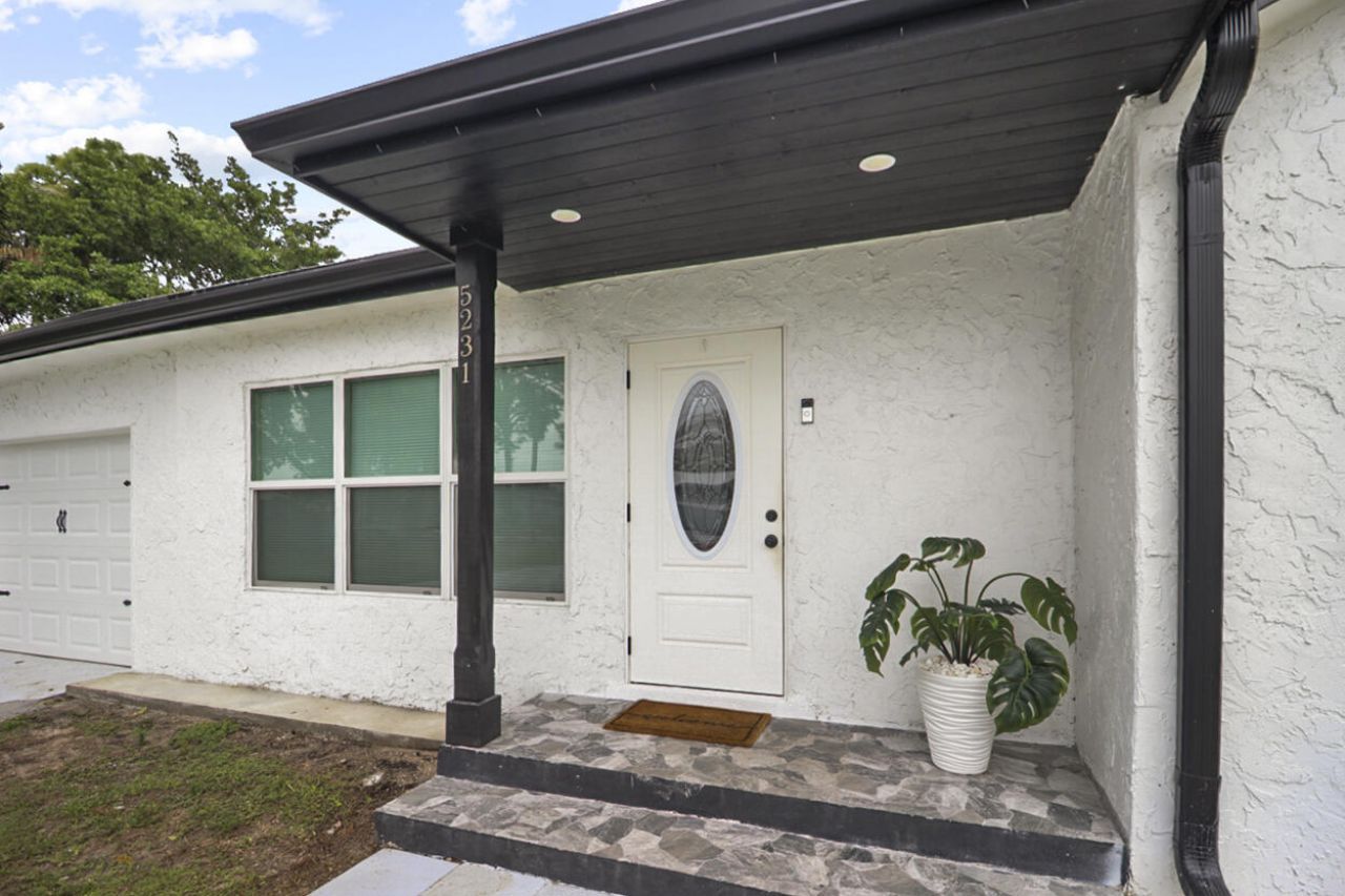 5231 Norma Elaine Road, West Palm Beach, FL 33417 Photo