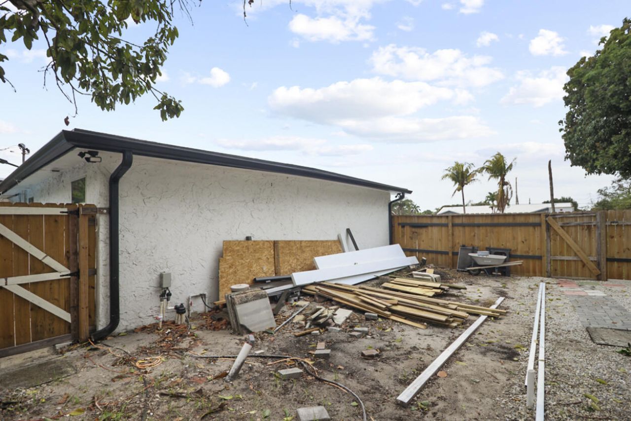 5231 Norma Elaine Road, West Palm Beach, FL 33417 Photo