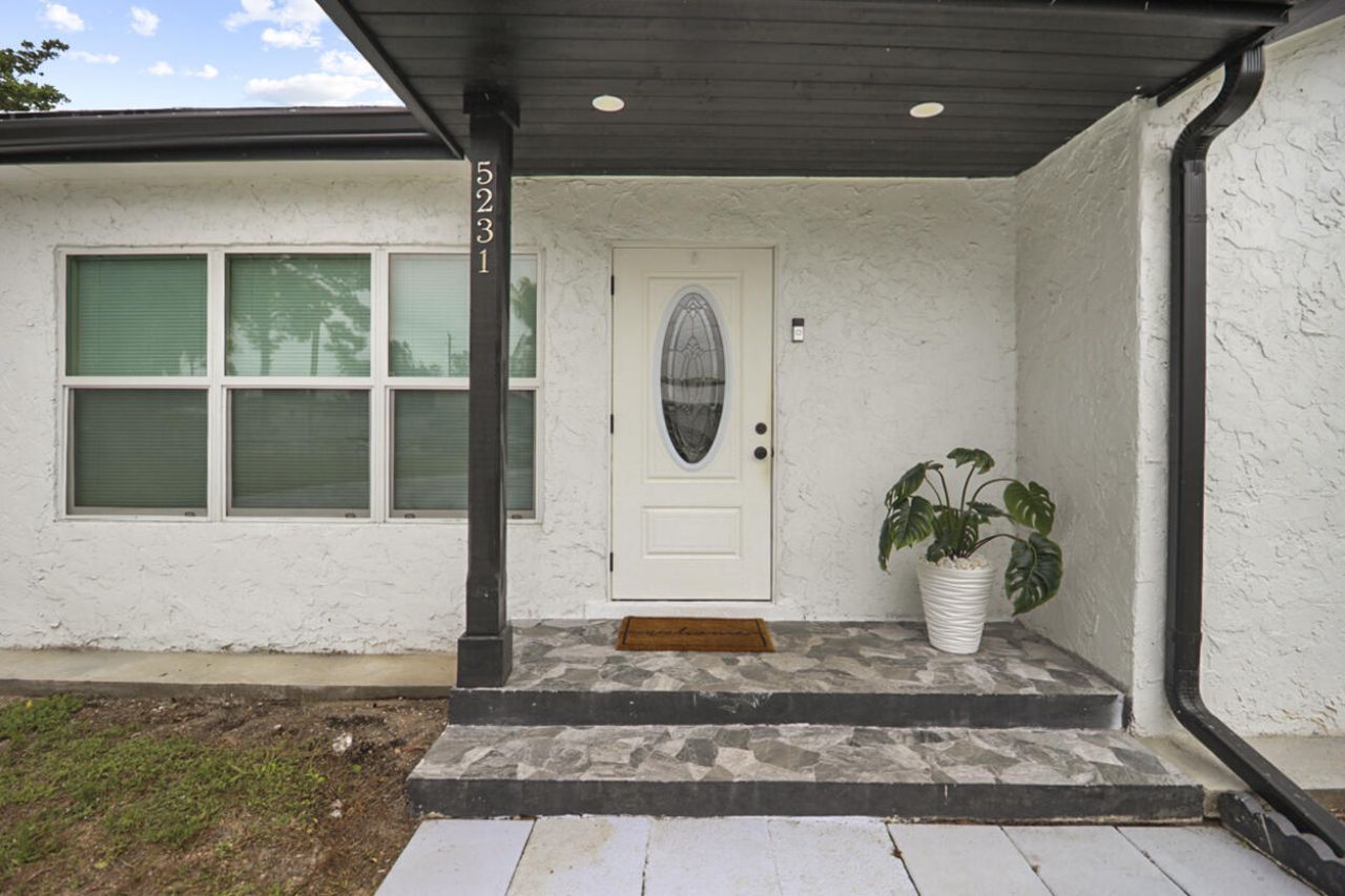 5231 Norma Elaine Road, West Palm Beach, FL 33417 Photo