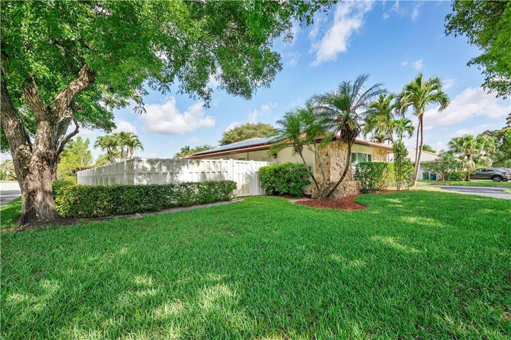 208 NW 91st Avenue, Coral Springs, FL 33071 Photo