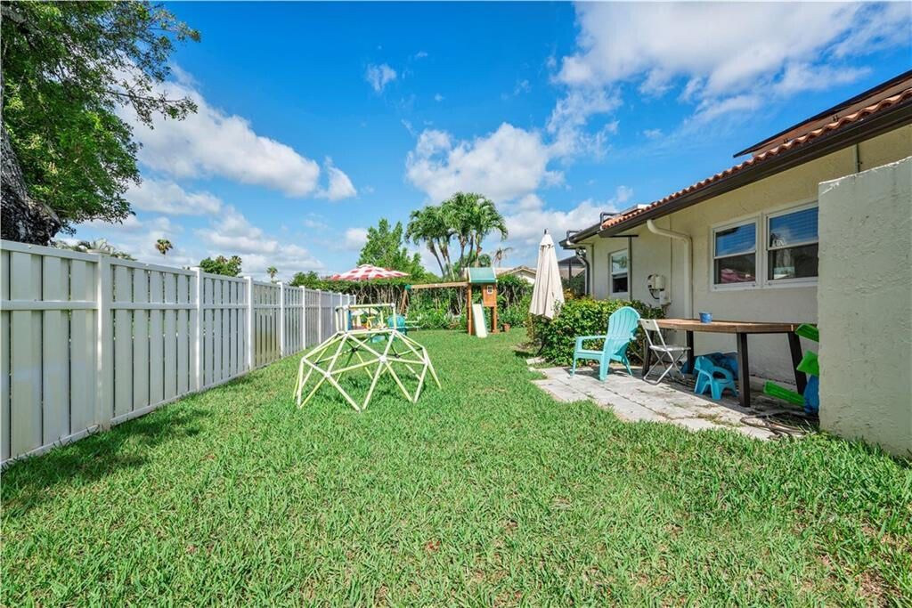 208 NW 91st Avenue, Coral Springs, FL 33071 Photo