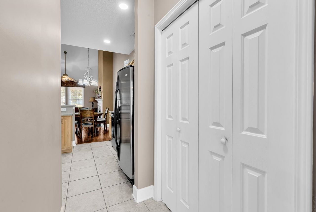 6095 Catalina Dr. Photo 12