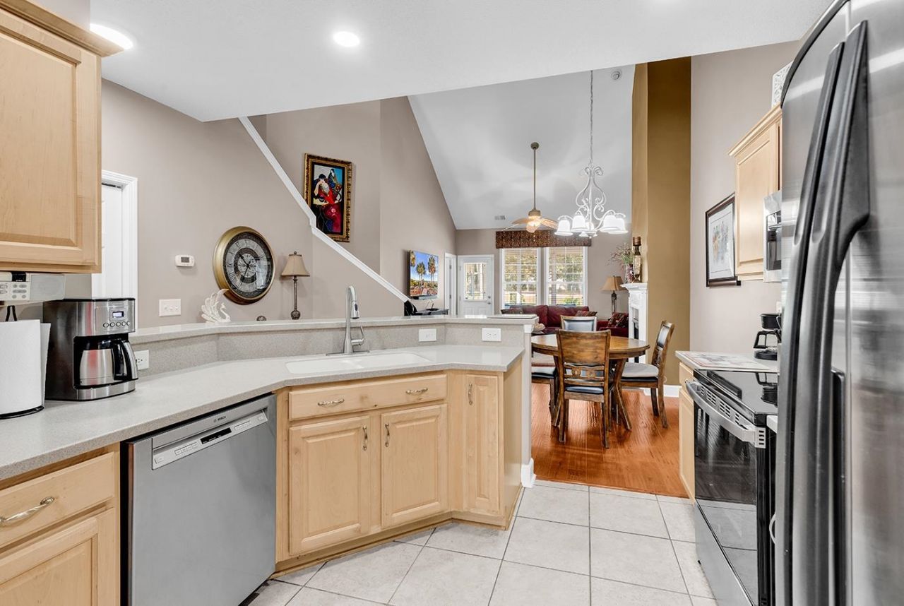 6095 Catalina Dr. Photo 13