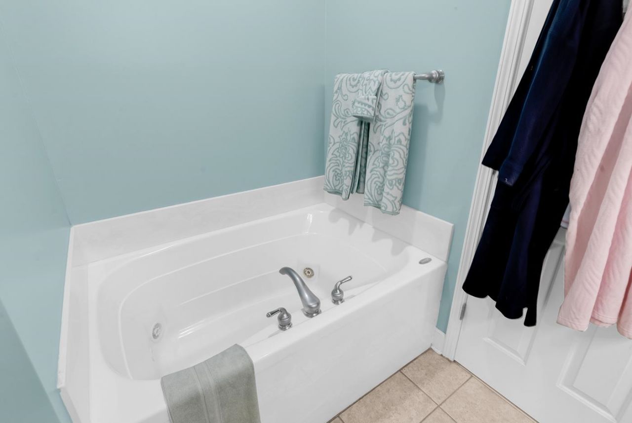 6095 Catalina Dr. Photo 28