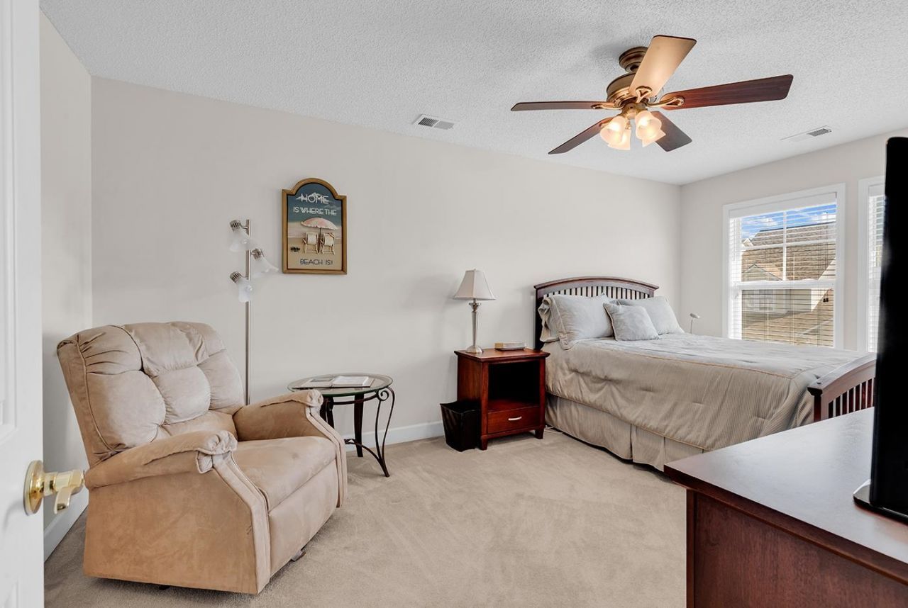 6095 Catalina Dr. Photo 29