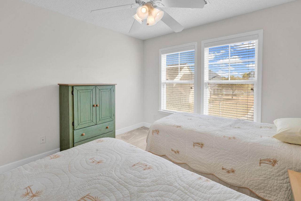 6095 Catalina Dr. Photo 33