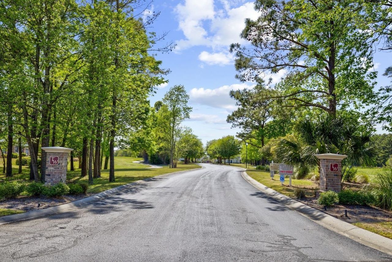 6095 Catalina Dr. Photo 47