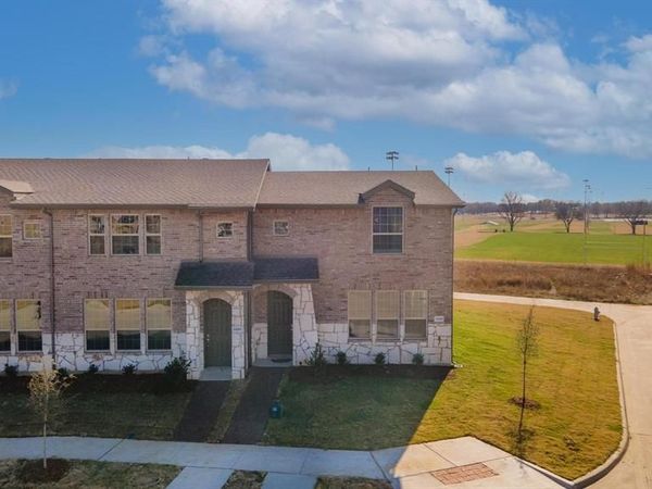 3201 Solana Circle, Denton, TX 76207