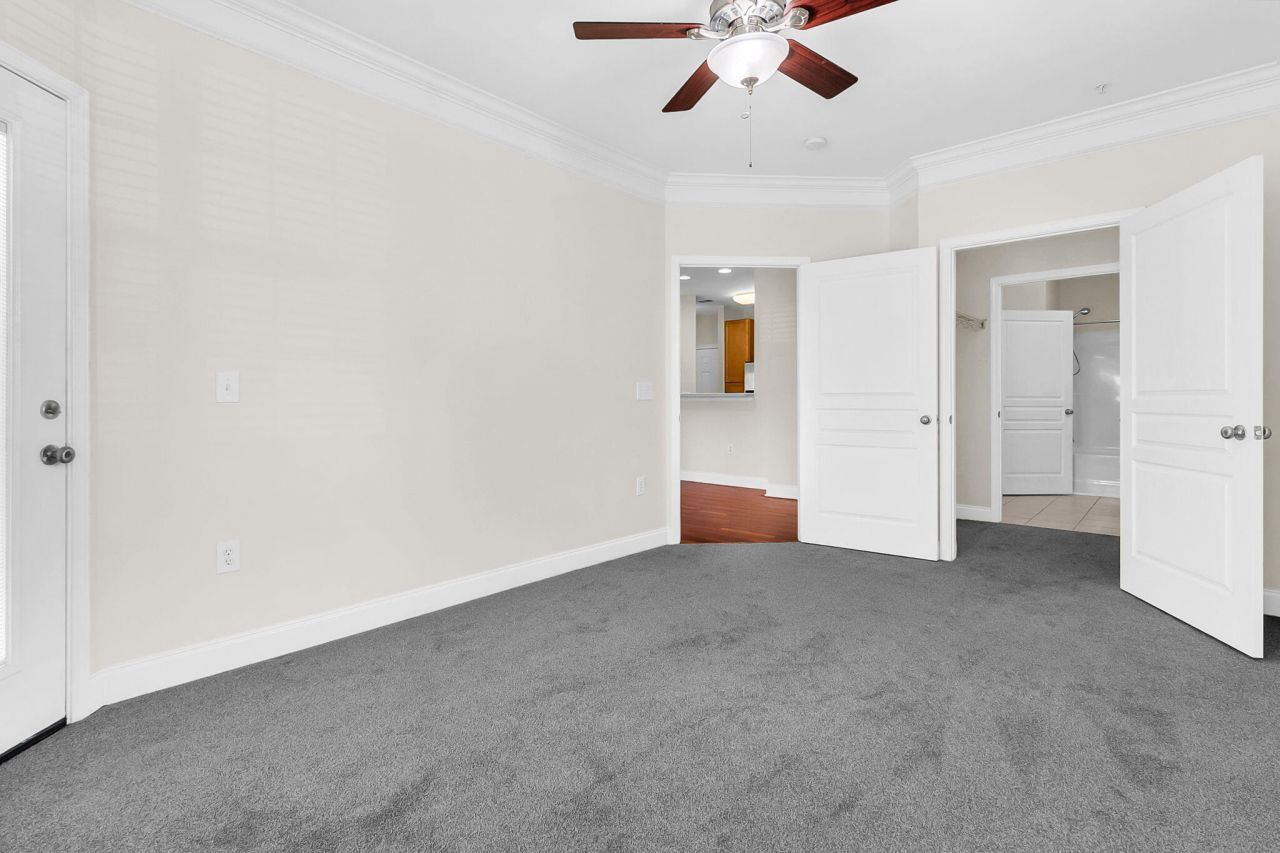 1410 Basildon Road Photo 20